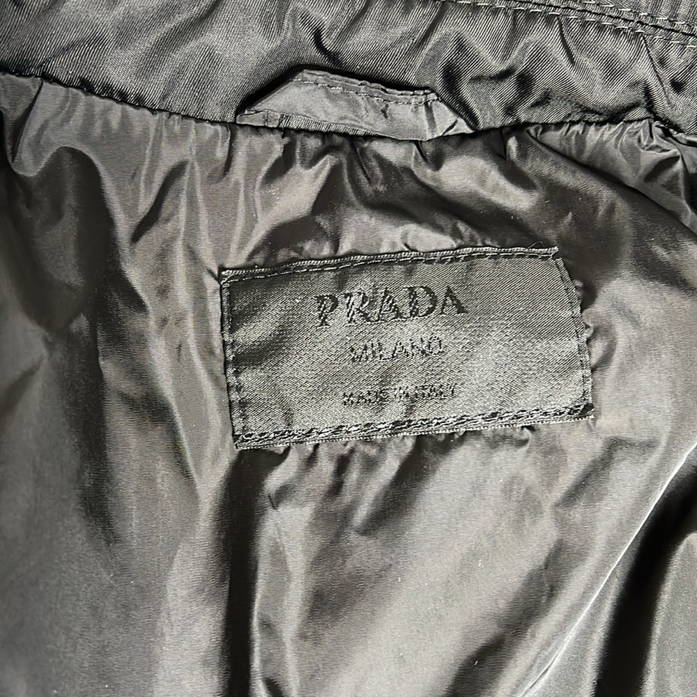 Prada Sz 38 Lightly Padded Black Structured Button Blazer Jacket - Picture 9 of 12